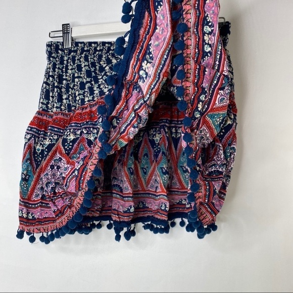 Patrons of Peace Pull on skirt mini dinglebell hem - Picture 8 of 9